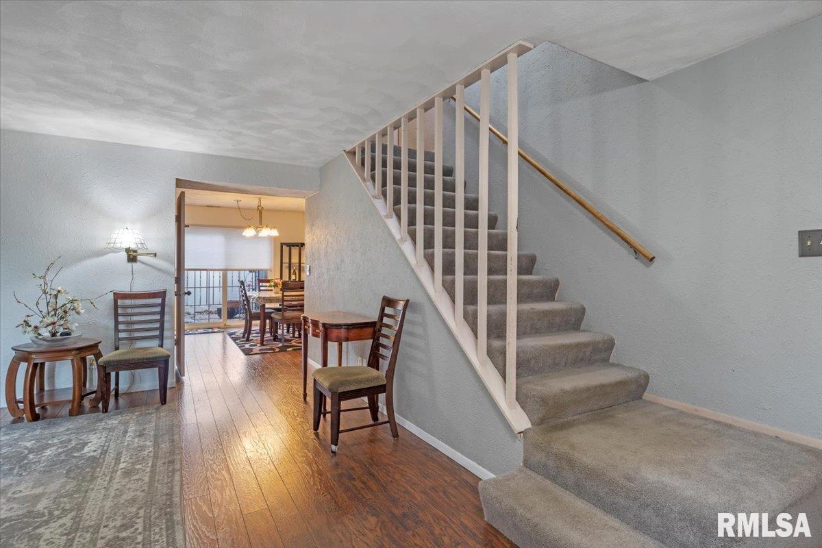 14 Brookside Place, Unit 14 Springfield, IL 62704 - Photo 3 of 33 Gallery Image 3