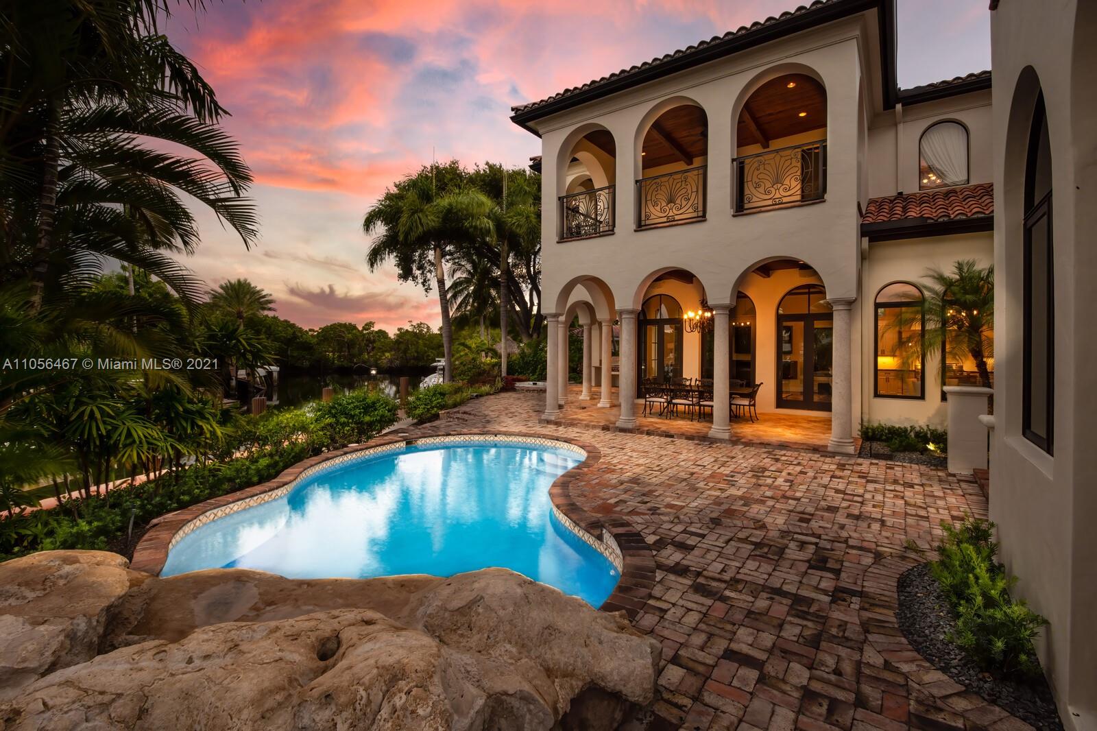 591 Phillips Drive Boca Raton, FL 33432 - Photo 4 of 42