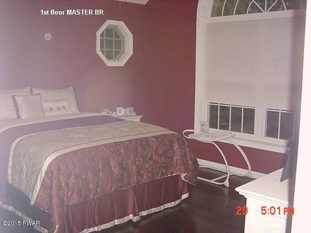 192 Oak Ridge Drive Milford, PA 18337 - Photo 10 of 27