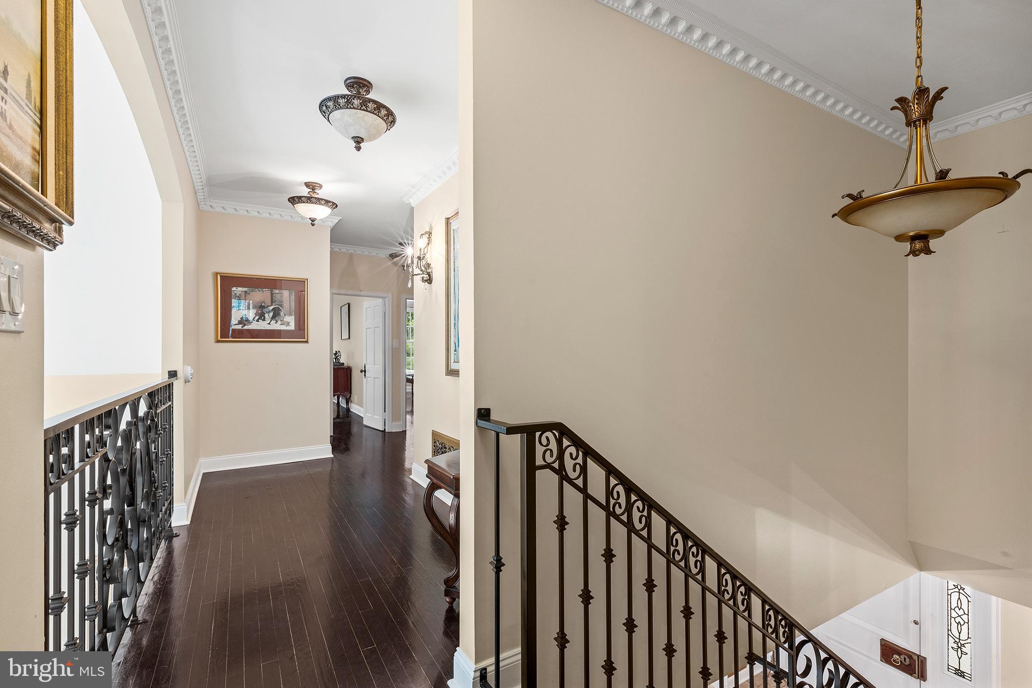 1240 Arrowmink Road Villanova, PA 19085 - Photo 34 of 42 2nd floor hall