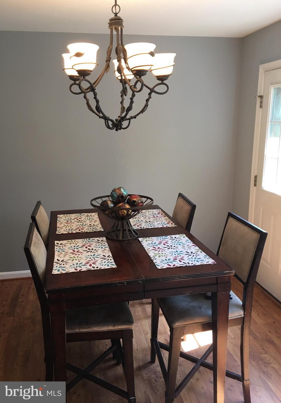 43506 Postrail Square Ashburn, VA 20147 - Photo 11 of 59 Large Dining room