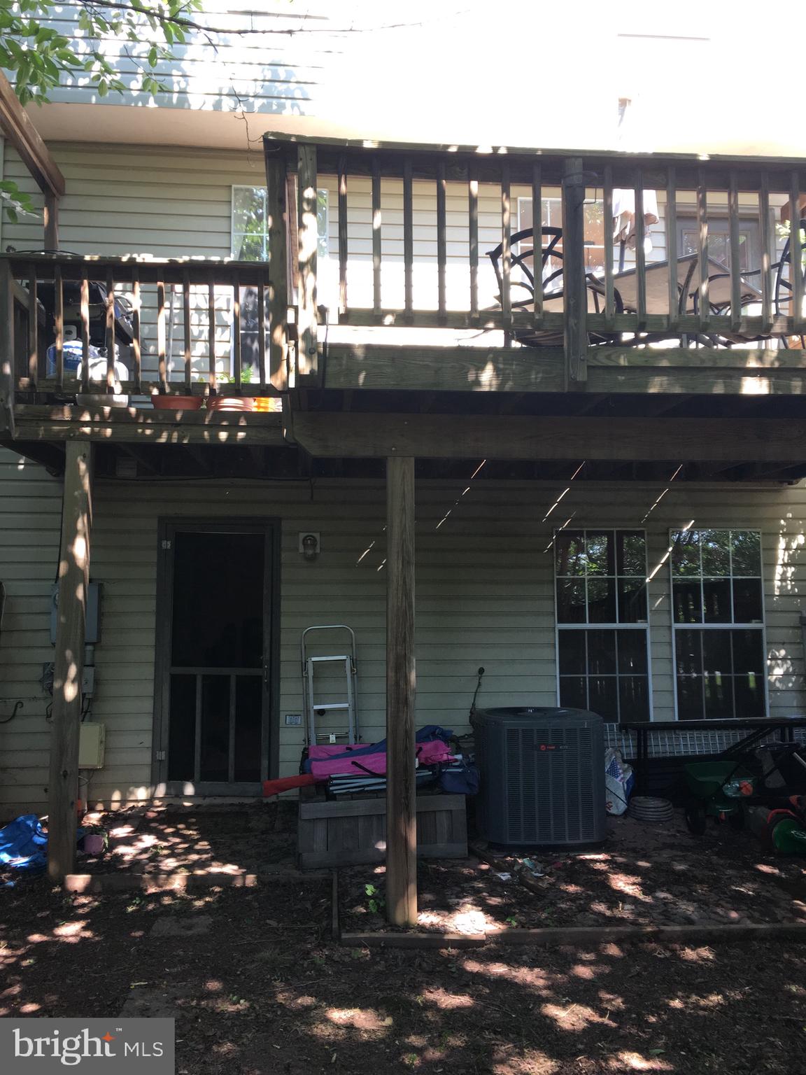 43506 Postrail Square Ashburn, VA 20147 - Photo 49 of 59 Lower level patio and upper deck
