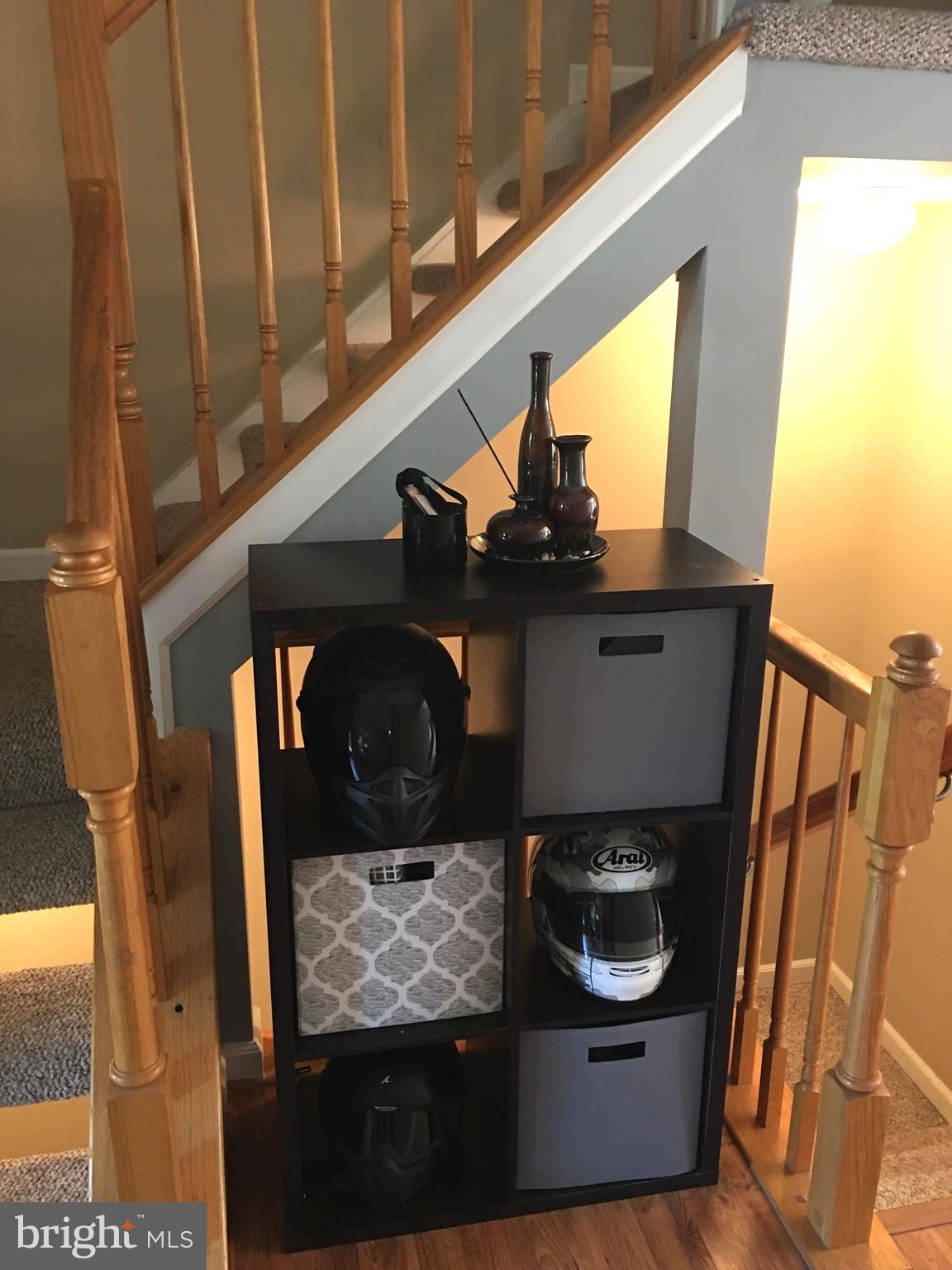 43506 Postrail Square Ashburn, VA 20147 - Photo 9 of 59 Cozy nook great for nick nacks or a bookshelf