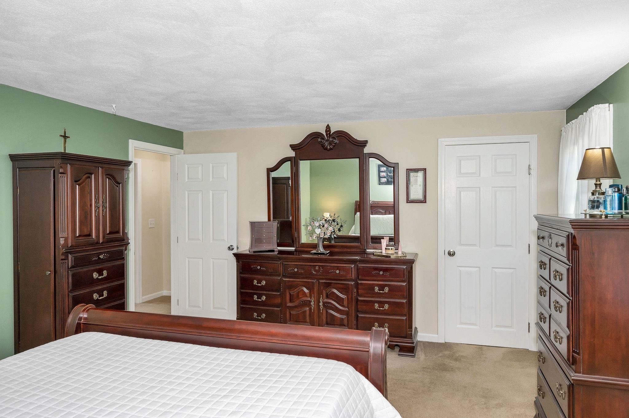 54 L Windham Road Derry, NH 03038 - Photo 15 of 37 Gallery Image 15