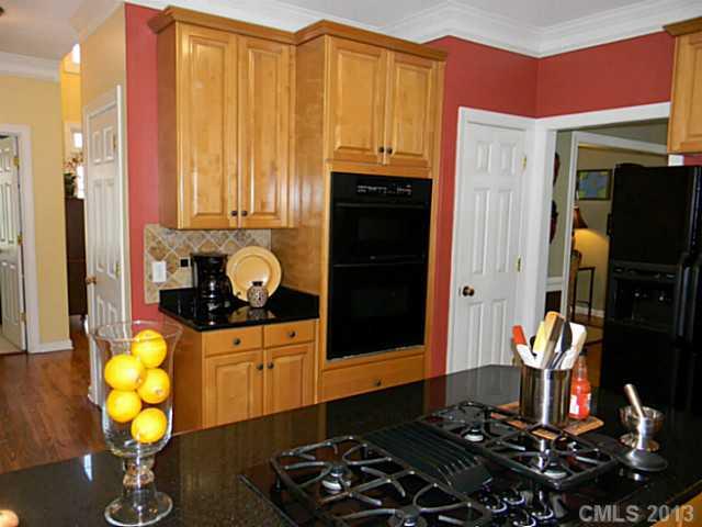12338 Willingdon Road Huntersville, NC 28078 - Photo 3 of 16 Gallery Image 3