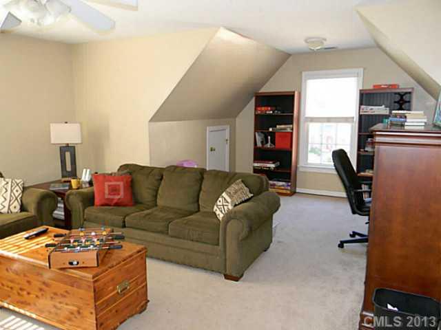 12338 Willingdon Road Huntersville, NC 28078 - Photo 9 of 16 Gallery Image 9