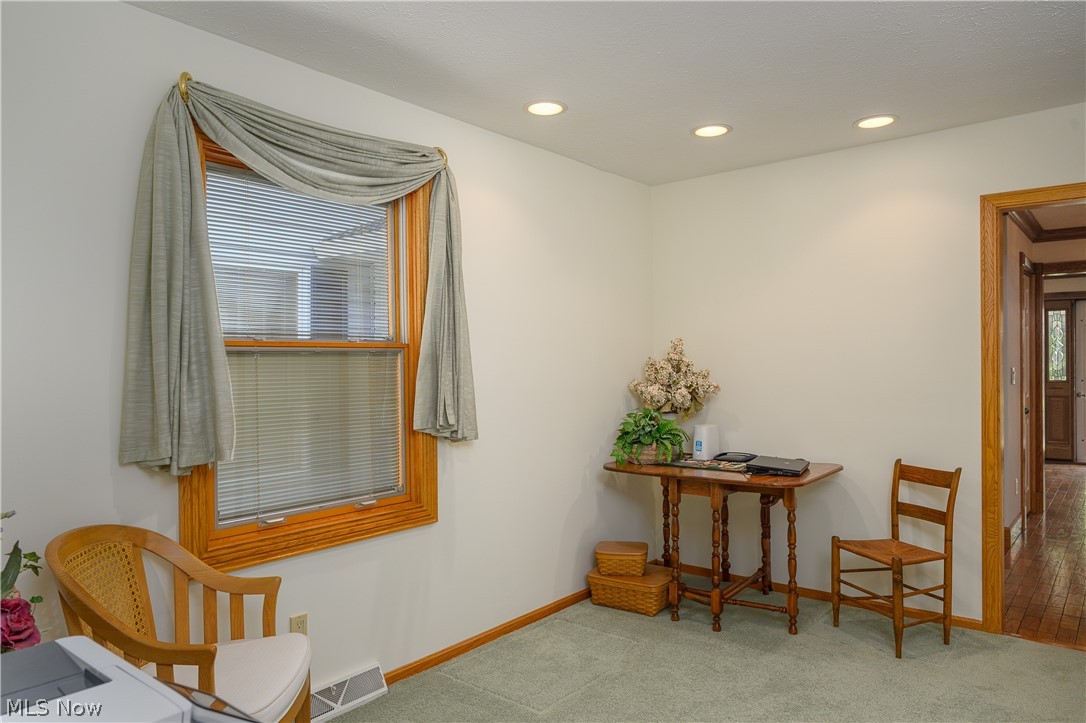 2371 Sunnybrook Road Mogadore, OH 44260 - Photo 23 of 26 Sitting room with carpet flooring