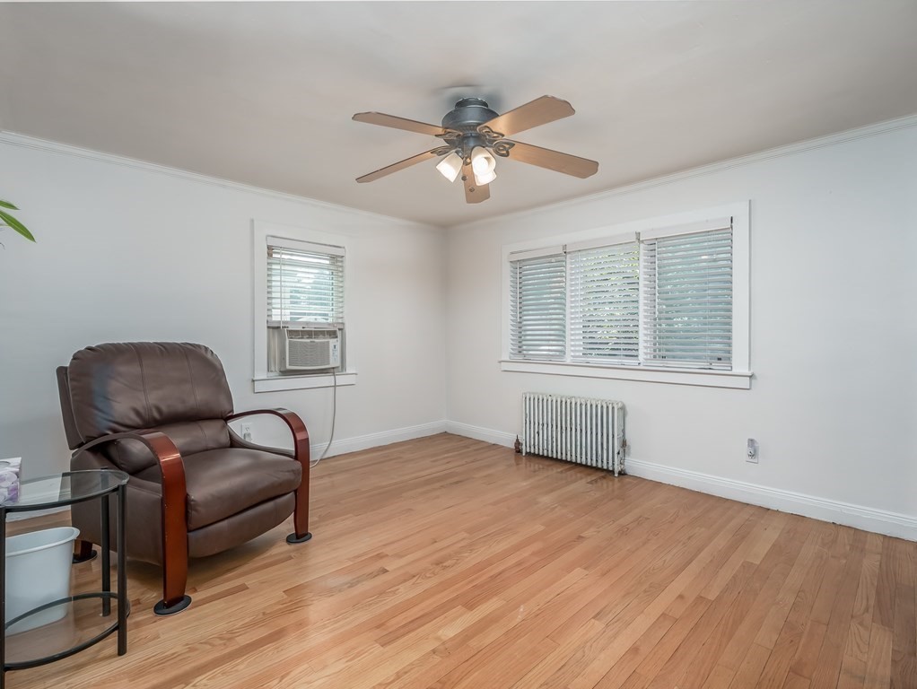 20 Rangeway Road Billerica, MA 01862 - Photo 13 of 41 a living room with furniture and a window