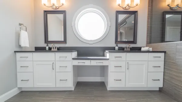 $1,350,000 | 520 East 700 North, Valparaiso, IN 46383