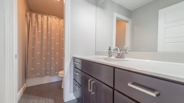 $1,350,000 | 520 East 700 North, Valparaiso, IN 46383