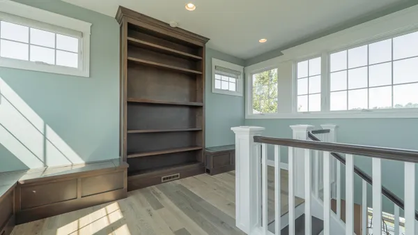 $1,350,000 | 520 East 700 North, Valparaiso, IN 46383