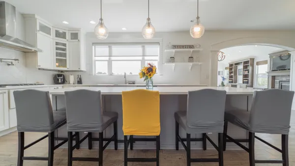 $1,350,000 | 520 East 700 North, Valparaiso, IN 46383