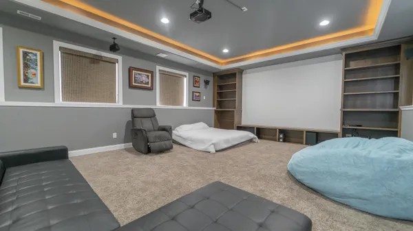 $1,350,000 | 520 East 700 North, Valparaiso, IN 46383