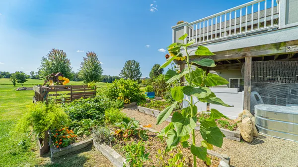 $1,350,000 | 520 East 700 North, Valparaiso, IN 46383