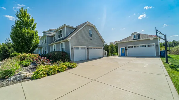 $1,350,000 | 520 East 700 North, Valparaiso, IN 46383