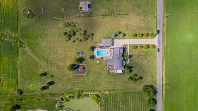 $1,475,000 | 520 East 700 North, Valparaiso, IN 46383