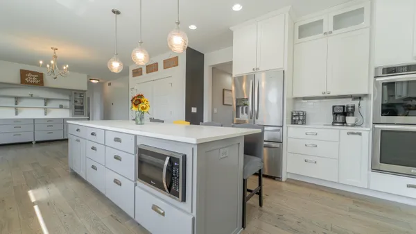 $1,415,000 | 520 East 700 North, Valparaiso, IN 46383