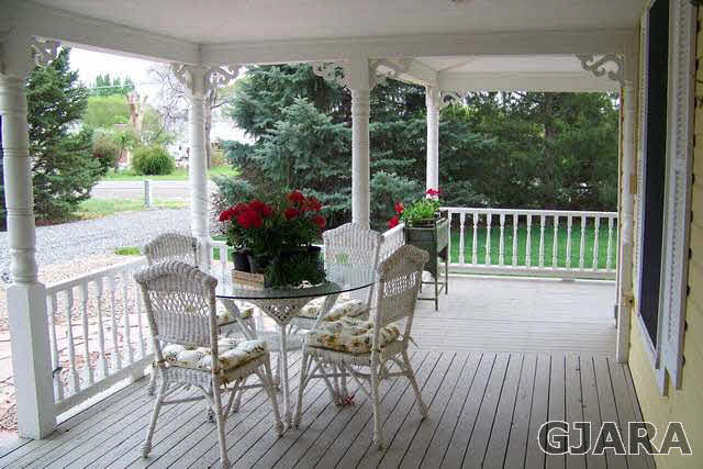 3530 G Road Palisade, CO 81526 - Photo 21 of 25 a view of balcony with furniture