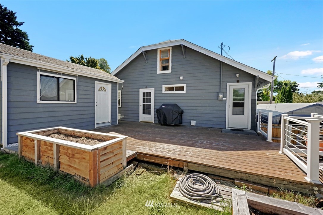 1208 North 32nd Street Renton, WA 98056 - Photo 17 of 17 Gallery Image 17