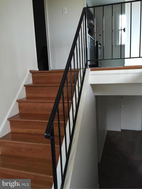 6806 Southfield Road Fort Washington, MD 20744 - Photo 12 of 21 Interior (General)