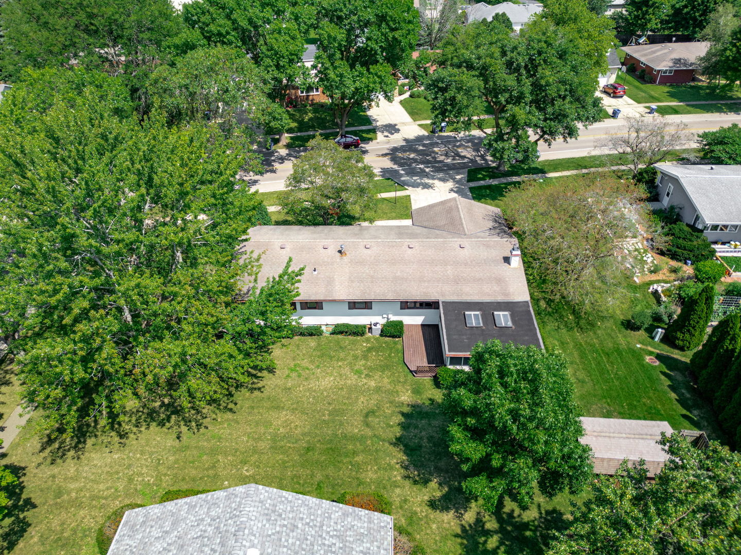 406 Ridge Drive DeKalb, IL 60115 - Photo 34 of 44 Gallery Image 34