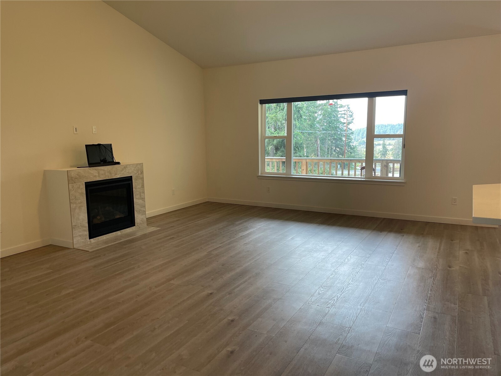 1069 East Bush Point Road, Unit HOME Freeland, WA 98249 - Photo 5 of 33 Gallery Image 5