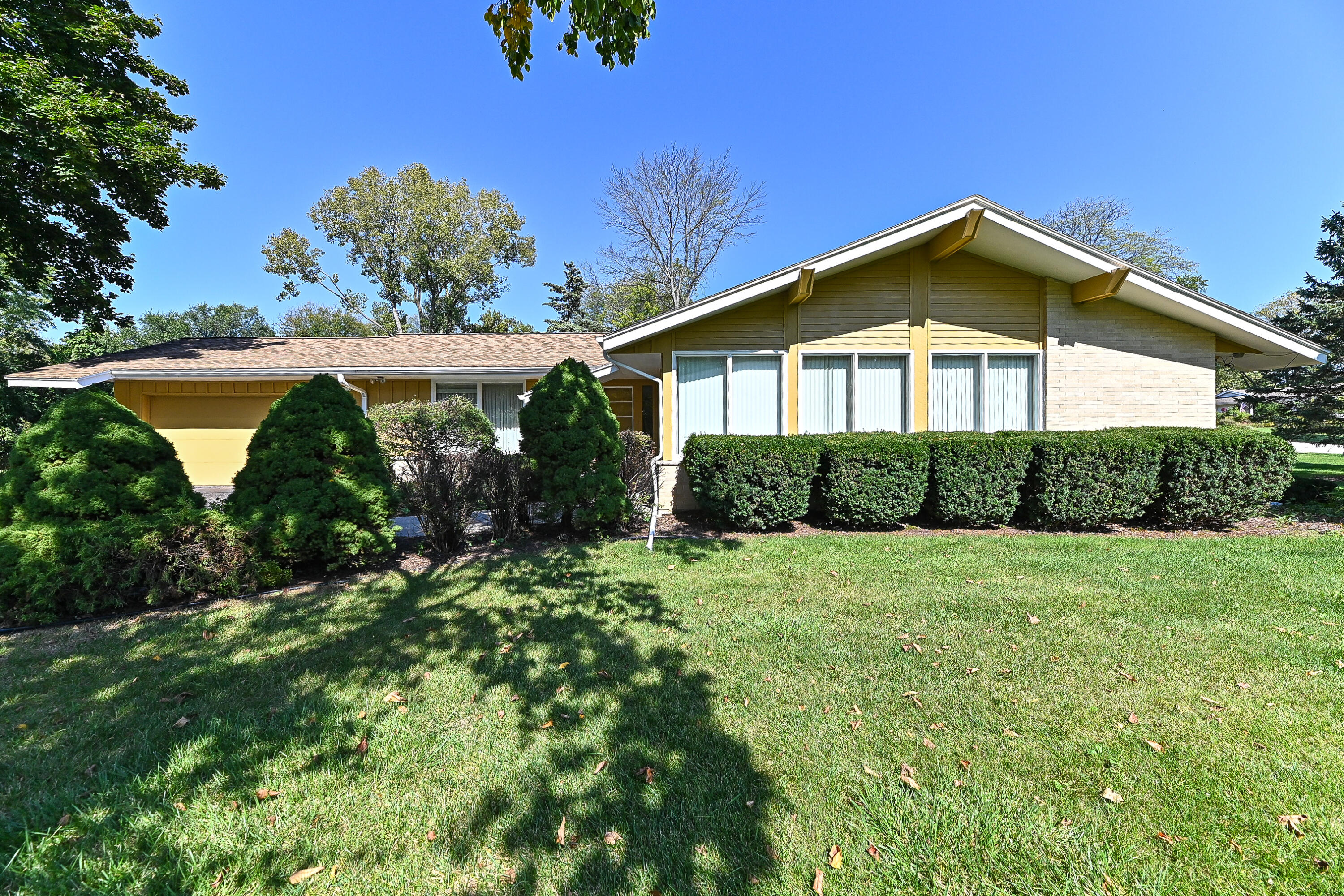 14910 Pomona Road Brookfield, WI 53005 - Photo 1 of 1 Welcome!