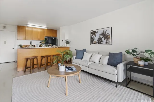 $375,000 | 1050 Kinau Street, Unit 501, Honolulu, HI 96814