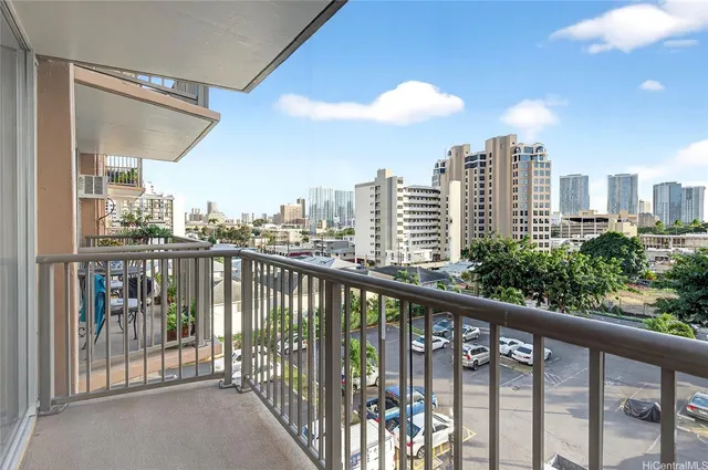 $375,000 | 1050 Kinau Street, Unit 501, Honolulu, HI 96814