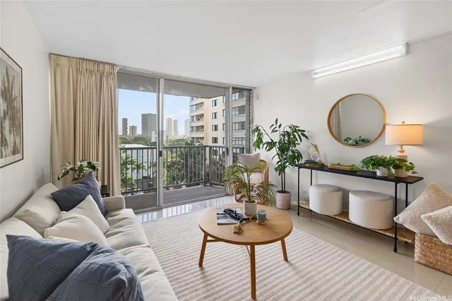 $375,000 | 1050 Kinau Street, Unit 501, Honolulu, HI 96814