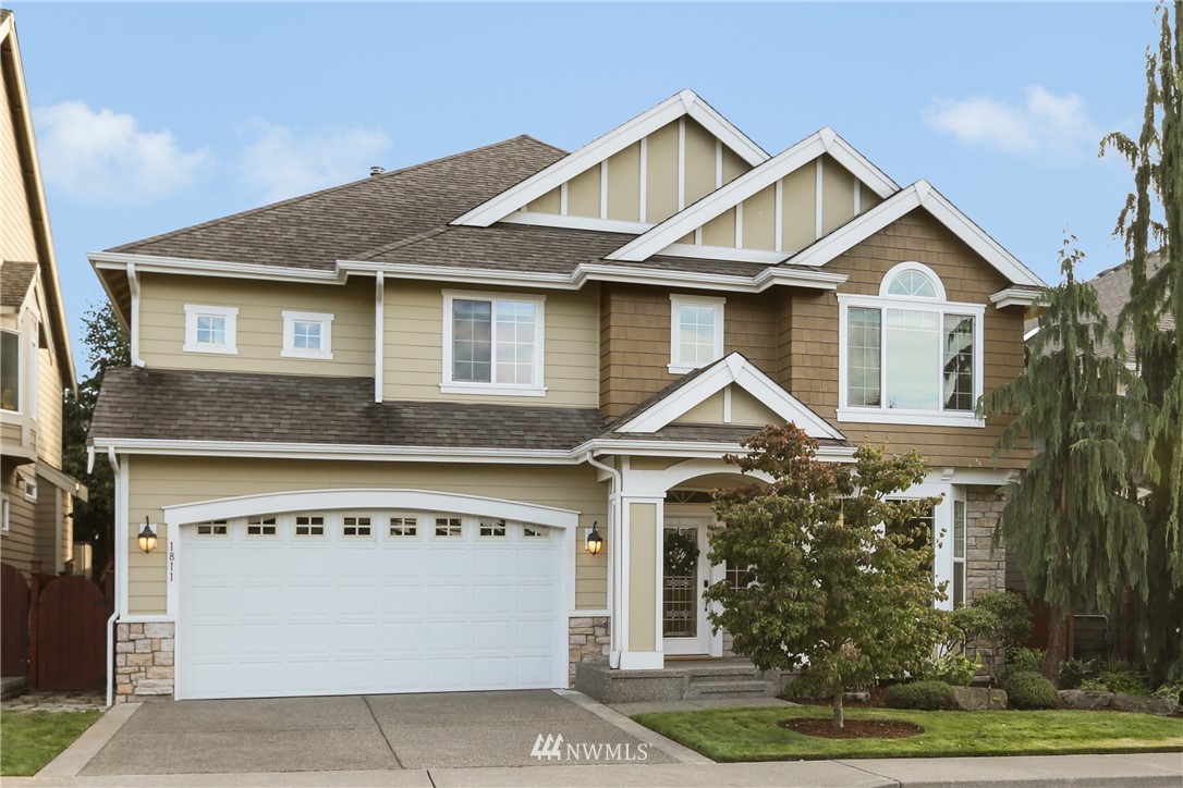 1811 Southeast 8th Place Renton, WA 98057 - Photo 1 of 40 Gallery Image 1
