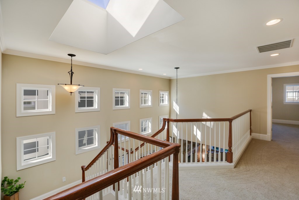 1811 Southeast 8th Place Renton, WA 98057 - Photo 22 of 40 Gallery Image 22