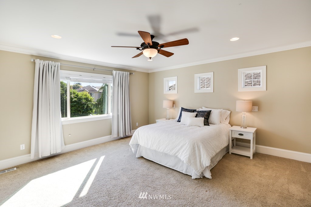 1811 Southeast 8th Place Renton, WA 98057 - Photo 26 of 40 Gallery Image 26