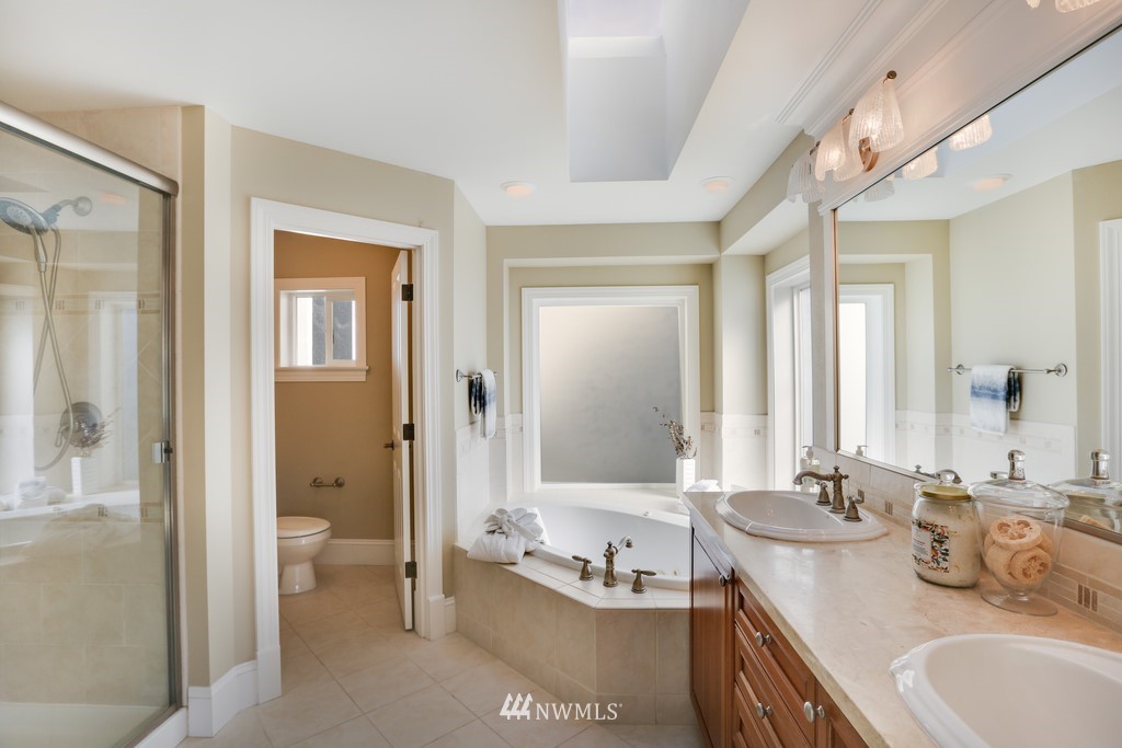 1811 Southeast 8th Place Renton, WA 98057 - Photo 30 of 40 Gallery Image 30