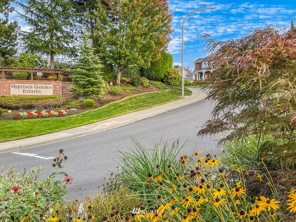 1811 Southeast 8th Place Renton, WA 98057 - Photo 39 of 40 Gallery Image 39