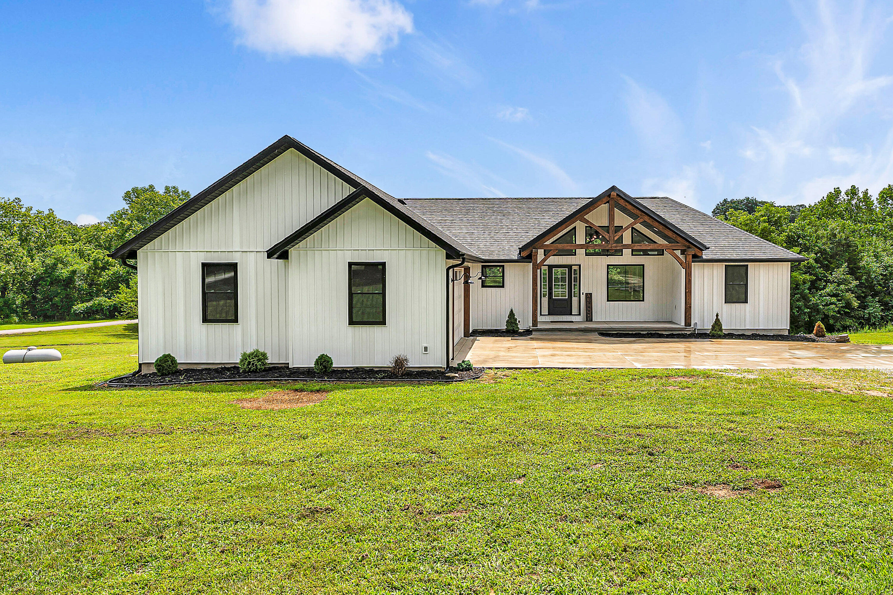 1286 East 415th Road Bolivar, MO 65613 - Photo 1 of 1 415th-122-44