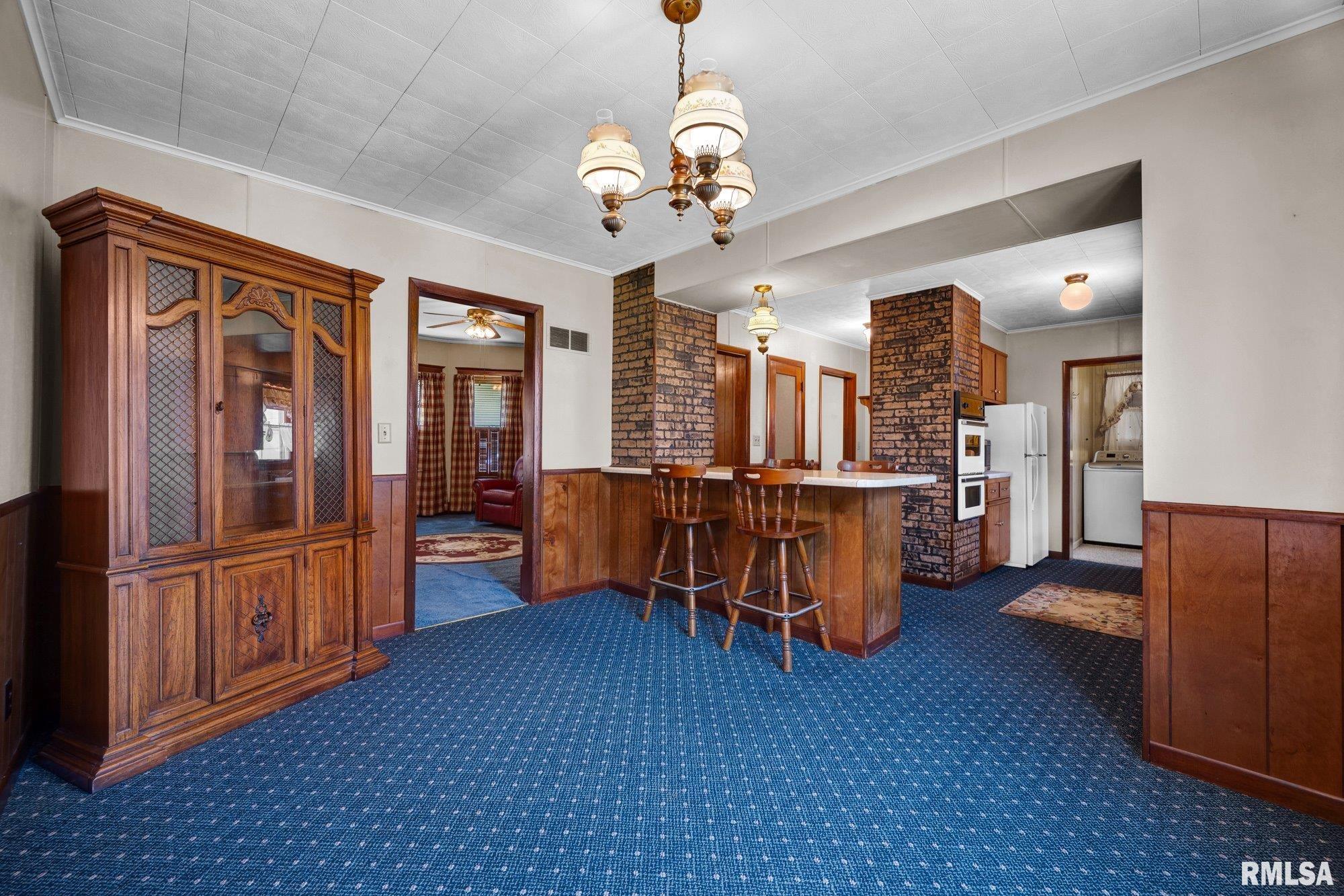 209 West Walnut Street La Rose, IL 61541 - Photo 9 of 44