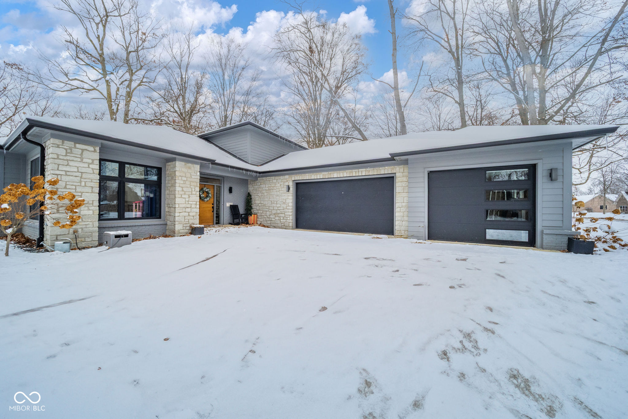 7133 Mayapple Lane Pendleton, IN 46064 - Photo 3 of 34