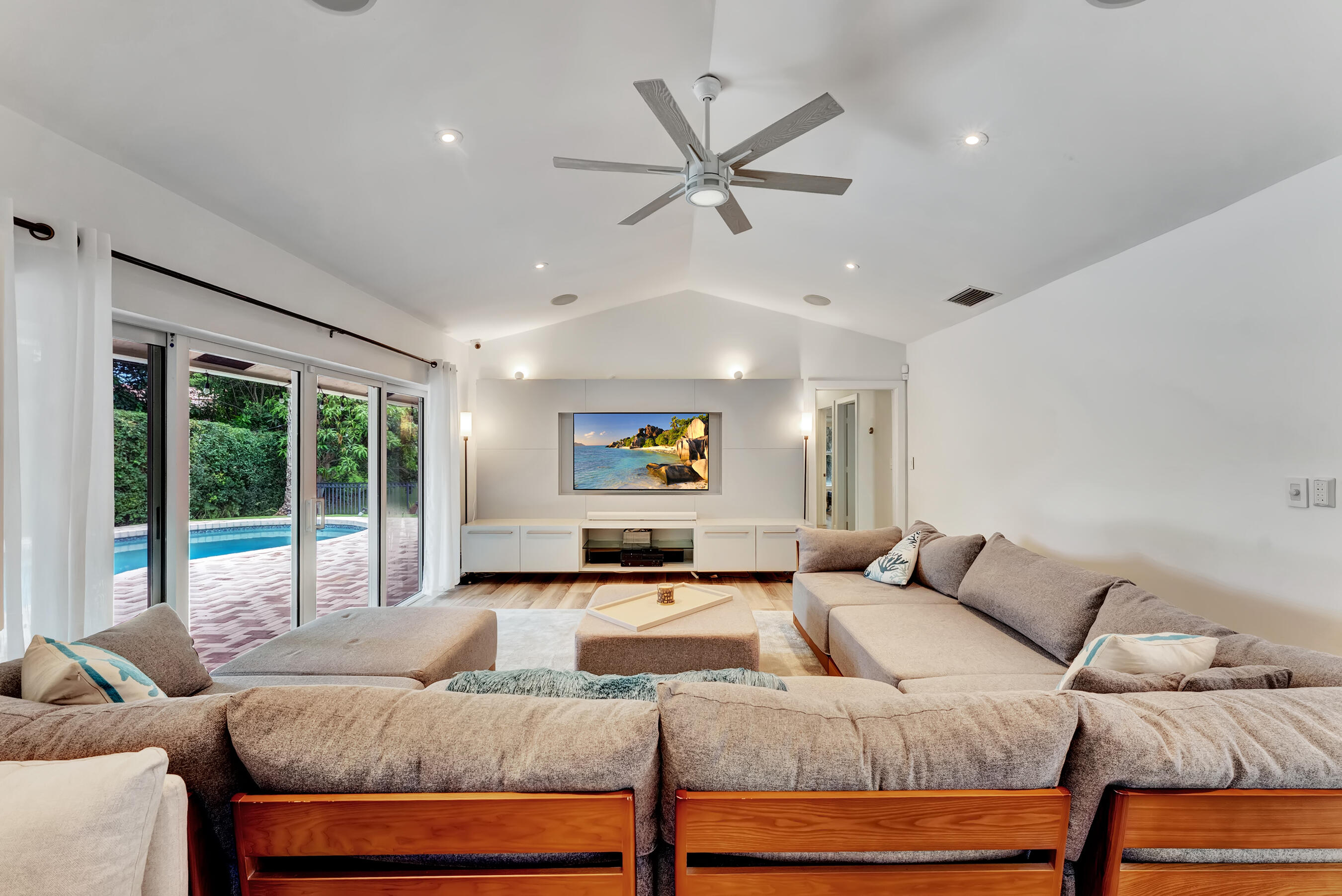 1920 Parkside Circle South Boca Raton, FL 33486 - Photo 13 of 48 DSC05632