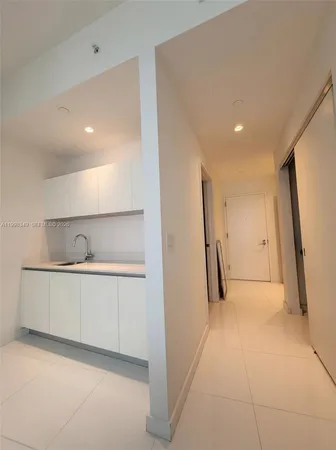 $9,750 | 851 Northeast 1st Avenue, Unit 2301, Miami, FL 33132