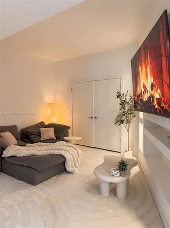 $9,750 | 851 Northeast 1st Avenue, Unit 2301, Miami, FL 33132