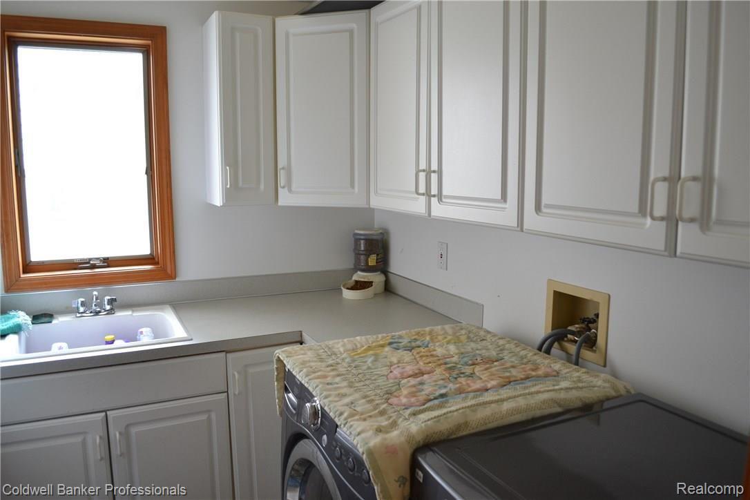 1523 Baldwin Road Lapeer, MI 48446 - Photo 24 of 33 010.JPG