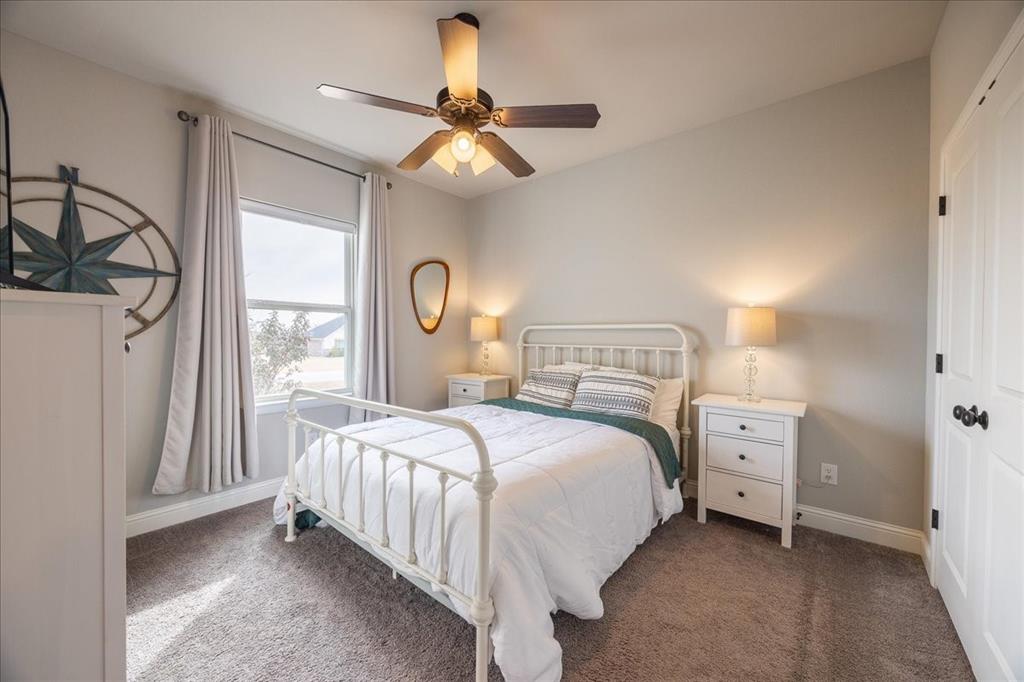 10251 Finch Road Sanger, TX 76266 - Photo 19 of 38 Guest bedroom 1