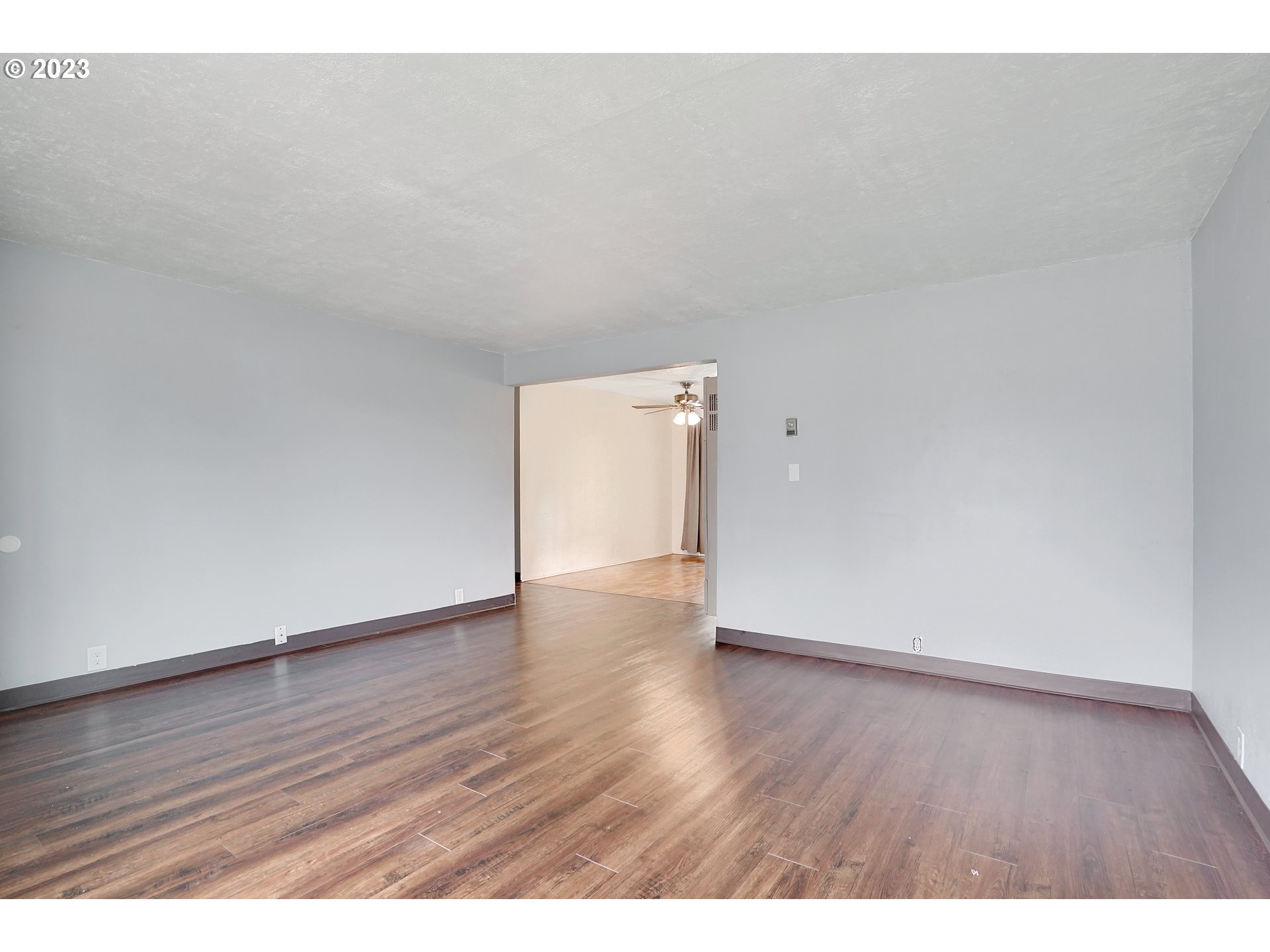 570 E Street Lebanon, OR 97355 - Photo 8 of 33