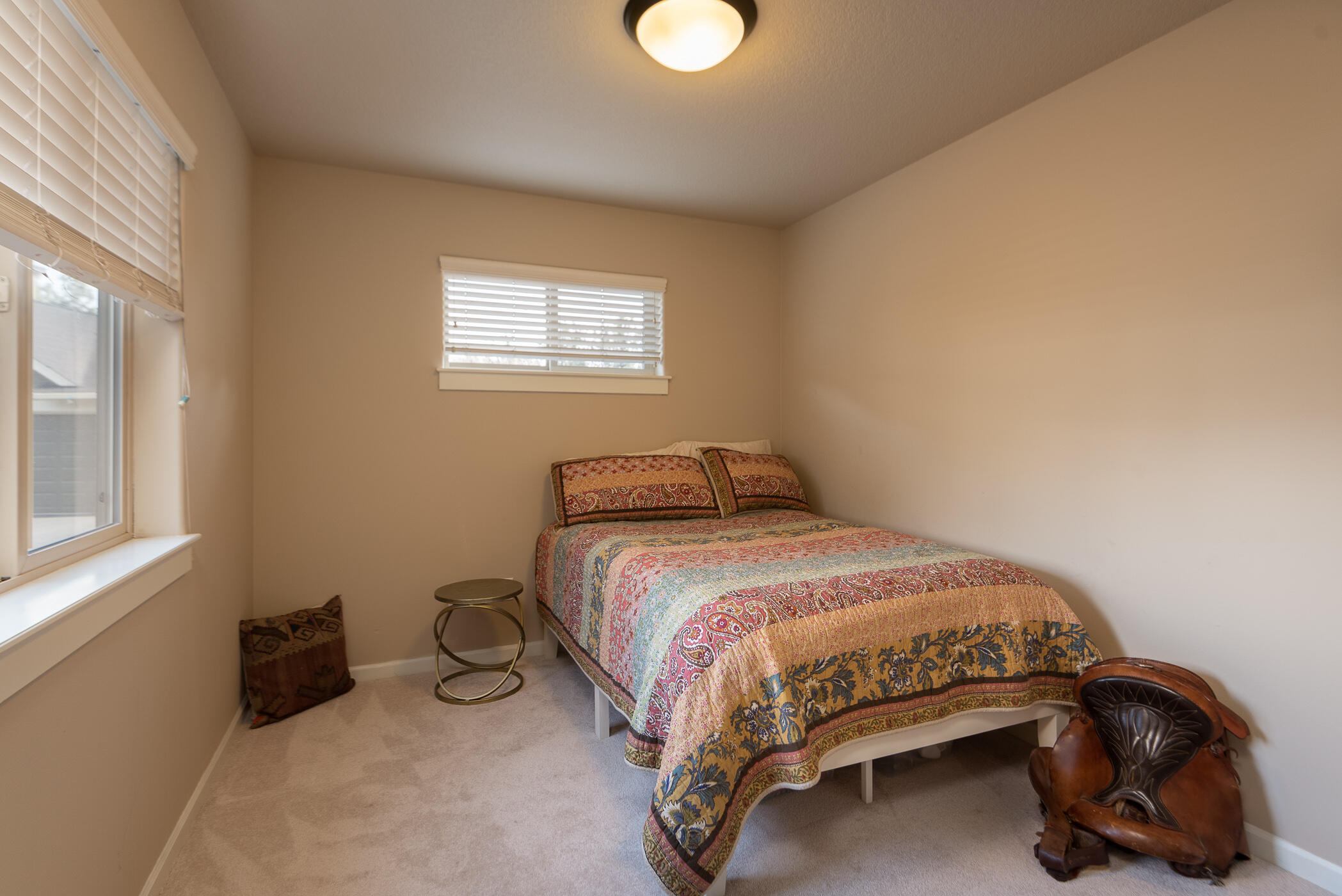 20274 Badger Road Bend, OR 97702 - Photo 15 of 25 Badger+Merrriewood_Melanie-8