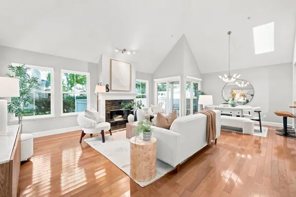 $1,298,000 | 1052 Galley Lane, Foster City, CA 94404