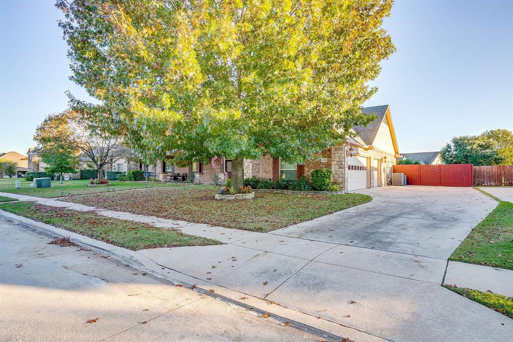 1249 Handkerchief Way Fort Worth, TX 76052 - Photo 28 of 40 a view of street with houses