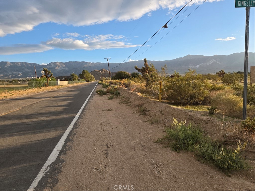 9966 Trade Post Road Lucerne Valley, CA 92356 - Photo 2 of 3