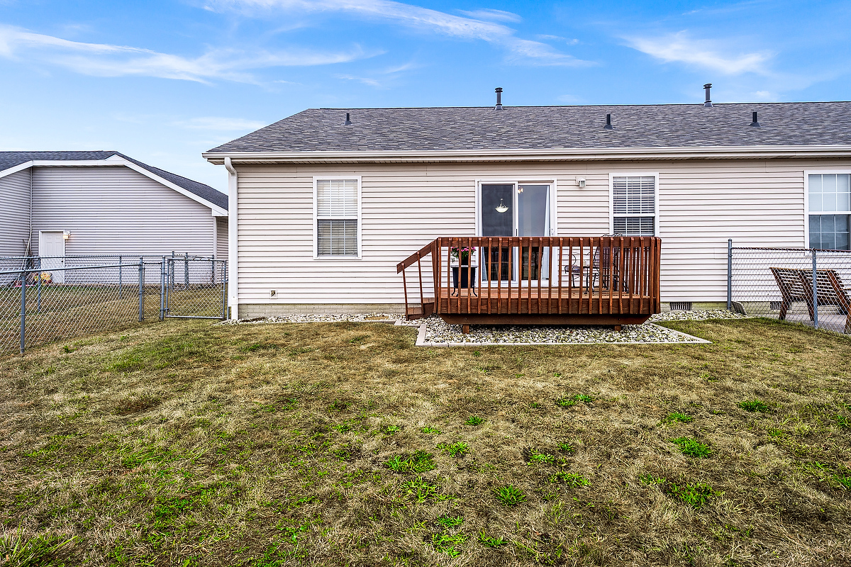 2009 Marina Drive Normal, IL 61761 - Photo 15 of 15 a front view of a house with garden
