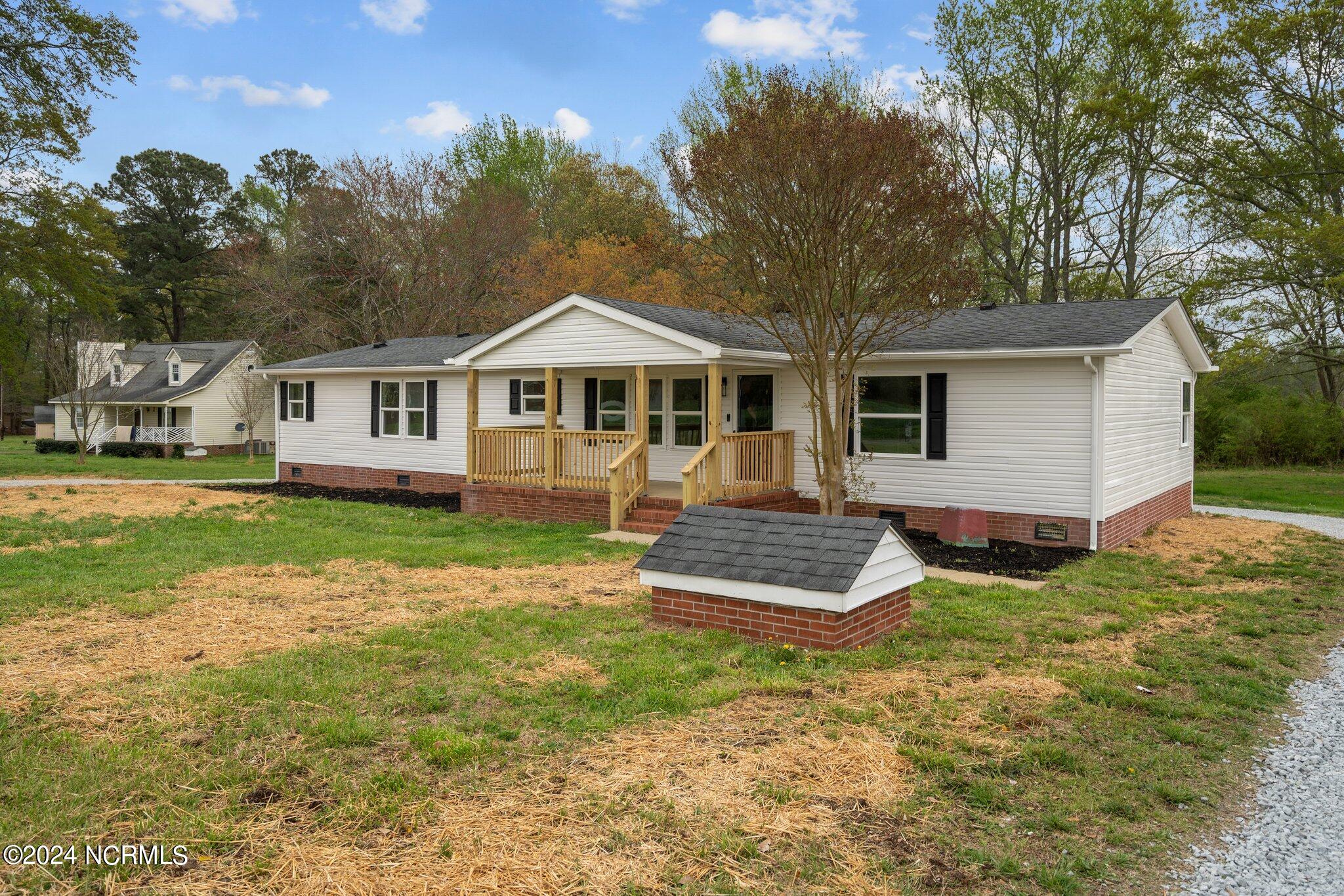 5050 Glendale Road Kenly, NC 27542 - Photo 3 of 37 3-web-or-mls-_NFP2675